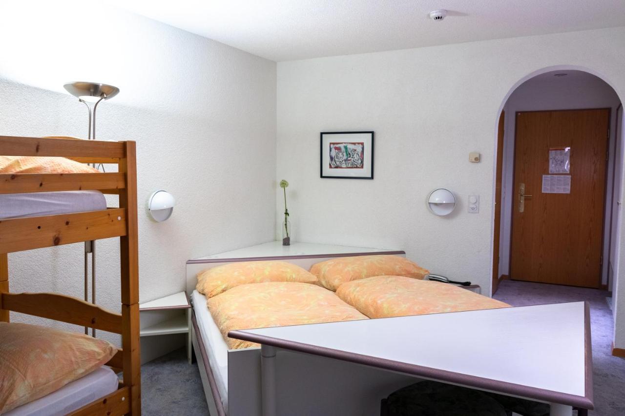 Hotel Viktoria Eden Adelboden Rum bild